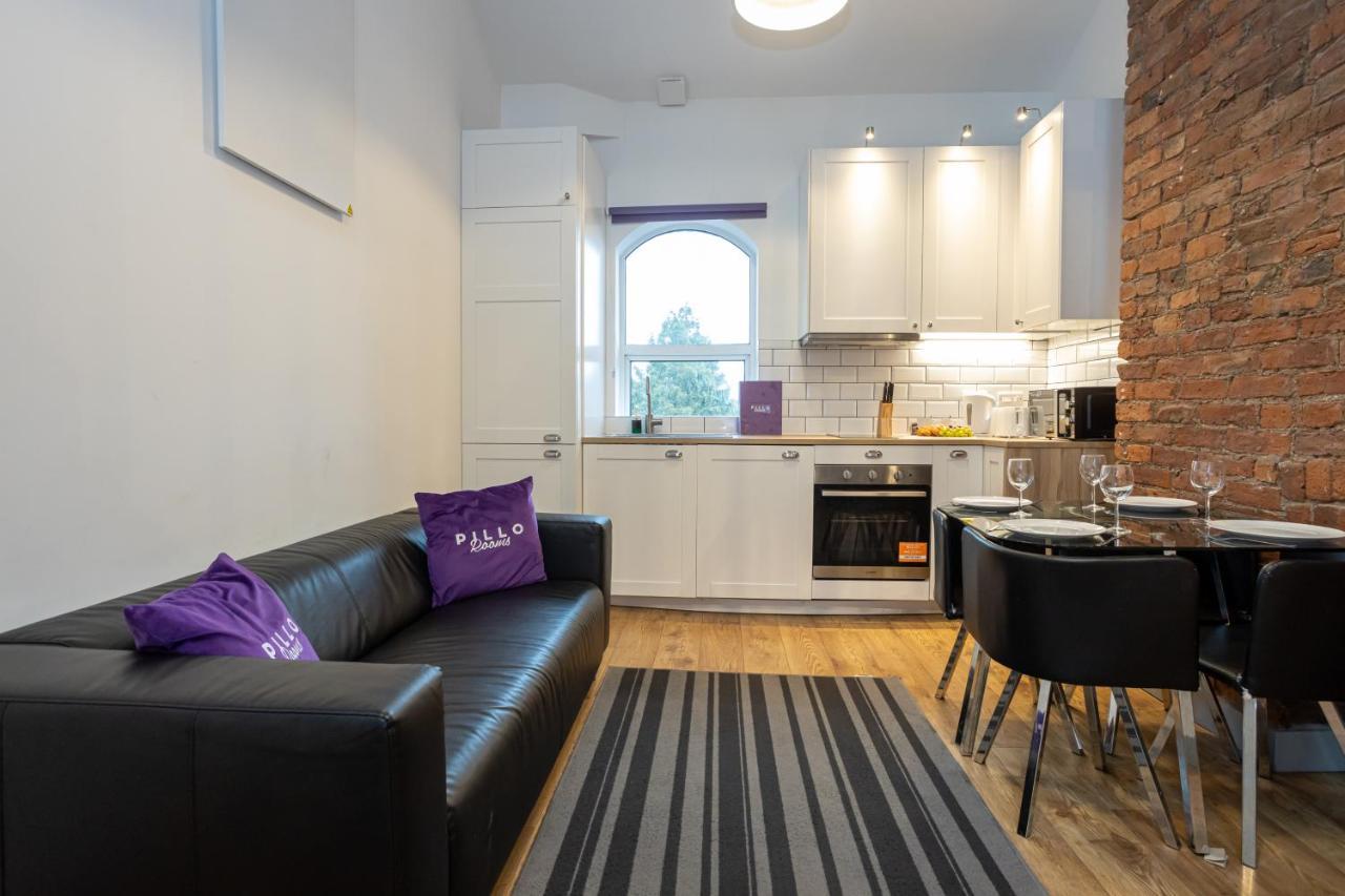 Pillo Rooms Serviced Apartments - Salford Manchester Exterior photo
