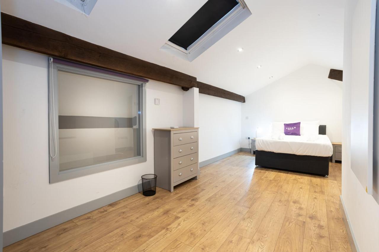 Pillo Rooms Serviced Apartments - Salford Manchester Exterior photo